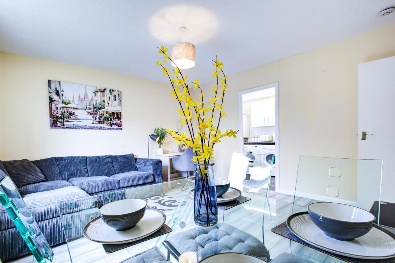 Spacious Urban Apartment In 크로이던 외부 사진